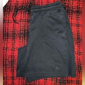 men’s shorts